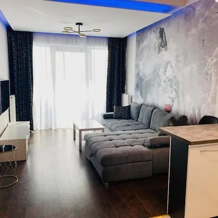 Hanza Tower 511 Basen, Sauna, Jacuzzi アパート *