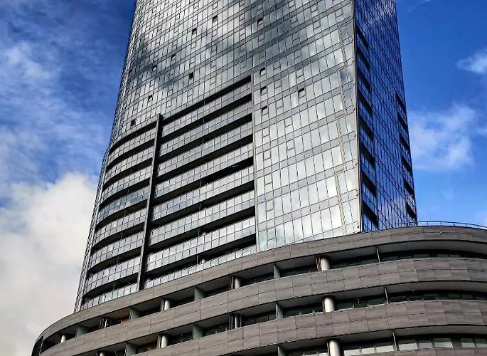 Hanza Tower 511 Basen, Sauna, Jacuzzi דירה